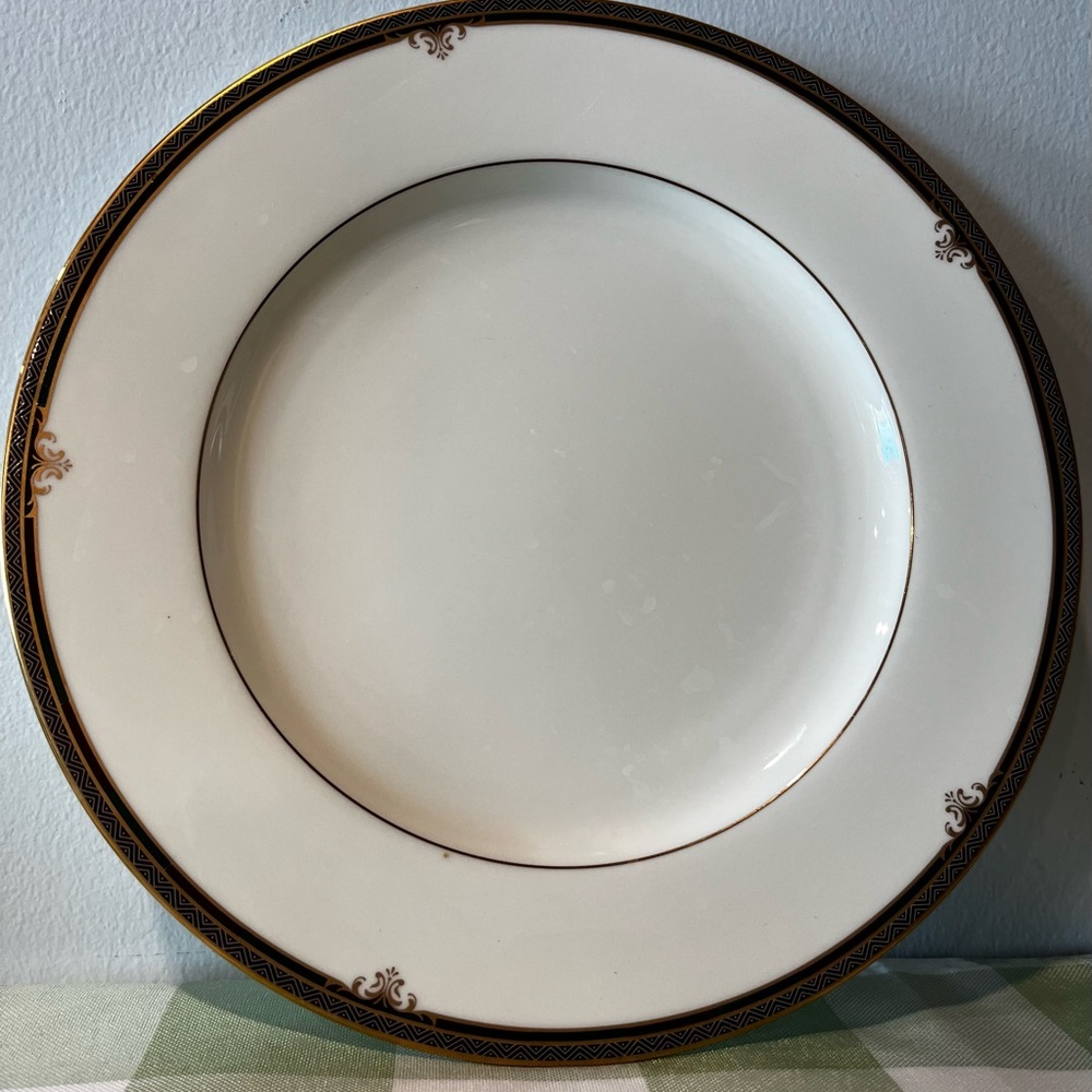 Noritake Lady Quentin 4730 Dinner Plate